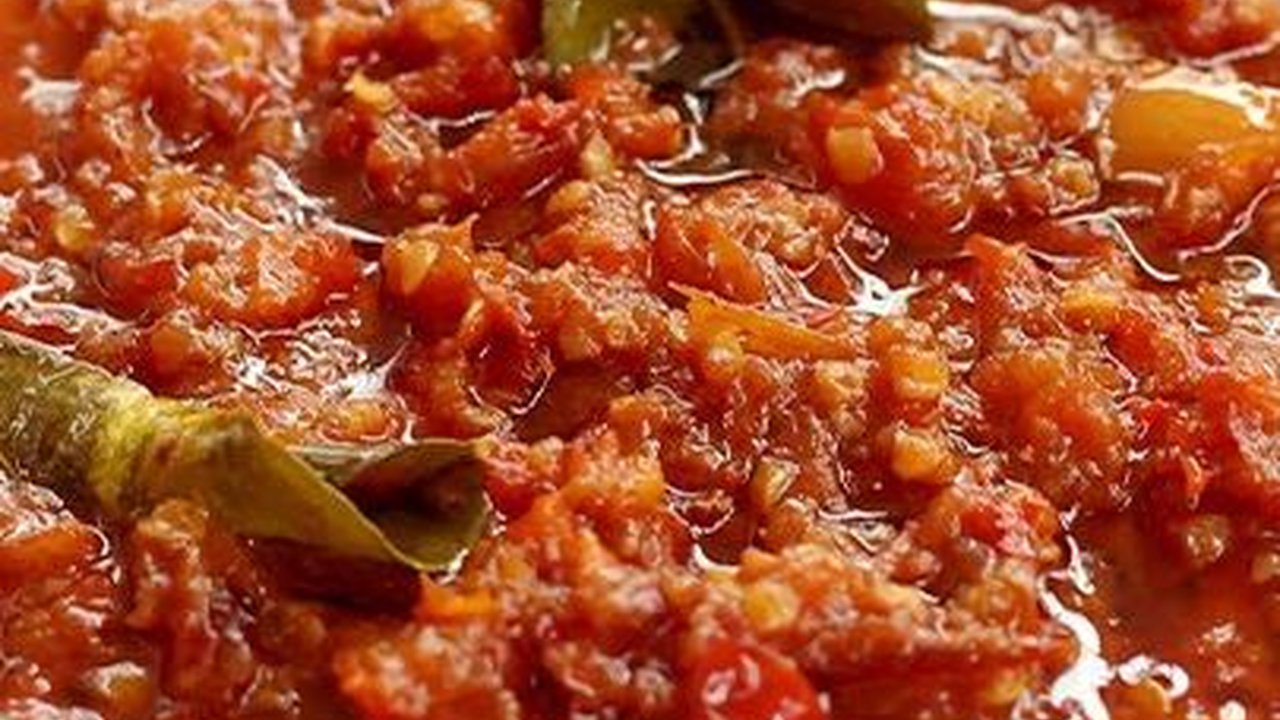 5 Resep Sambal Ala Chef Devina Hermawan, Dijamin Ketagihan dan Lupa Diet
