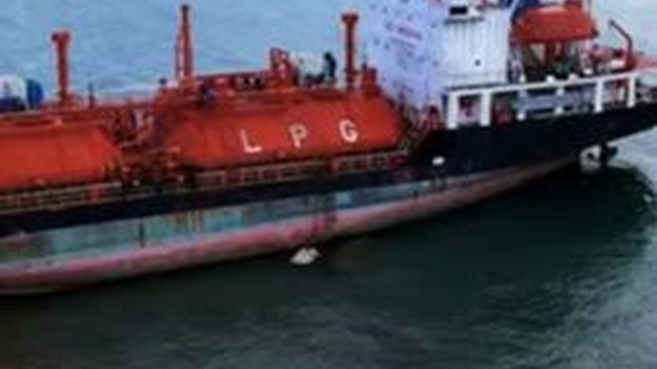 Potret Kapal LG Pertamina Terbengkalai, Barang-barang di dalamnya Masih Lengkap
