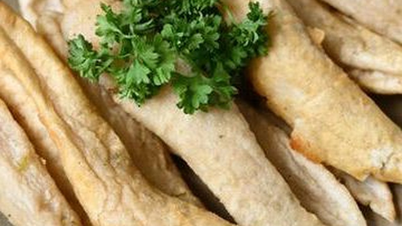 Mencicipi Lezatnya Otak-Otak Khas Kepulauan Riau, Dibungkus Pakai Daun Kelapa