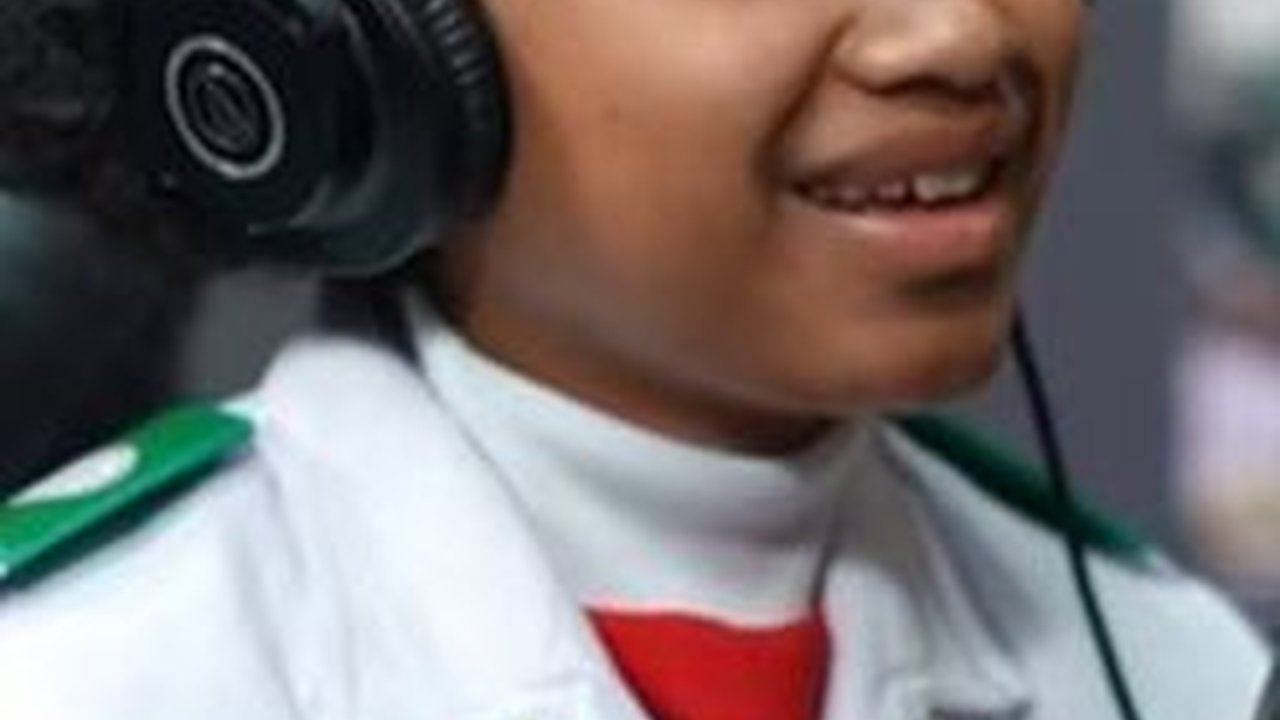 Cerita Paskibraka Lilly Wenda Ketika Sepatu Lepas Sebelah & Baki Tak Seimbang, Dalam Hati Berkata 'Baki Jangan Miring ya'