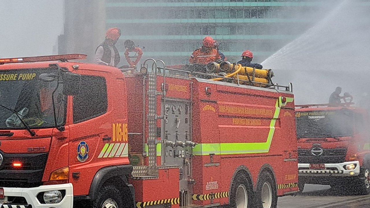 Heru Budi Tahu Riset di China soal Semprot Air Memperparah Polusi