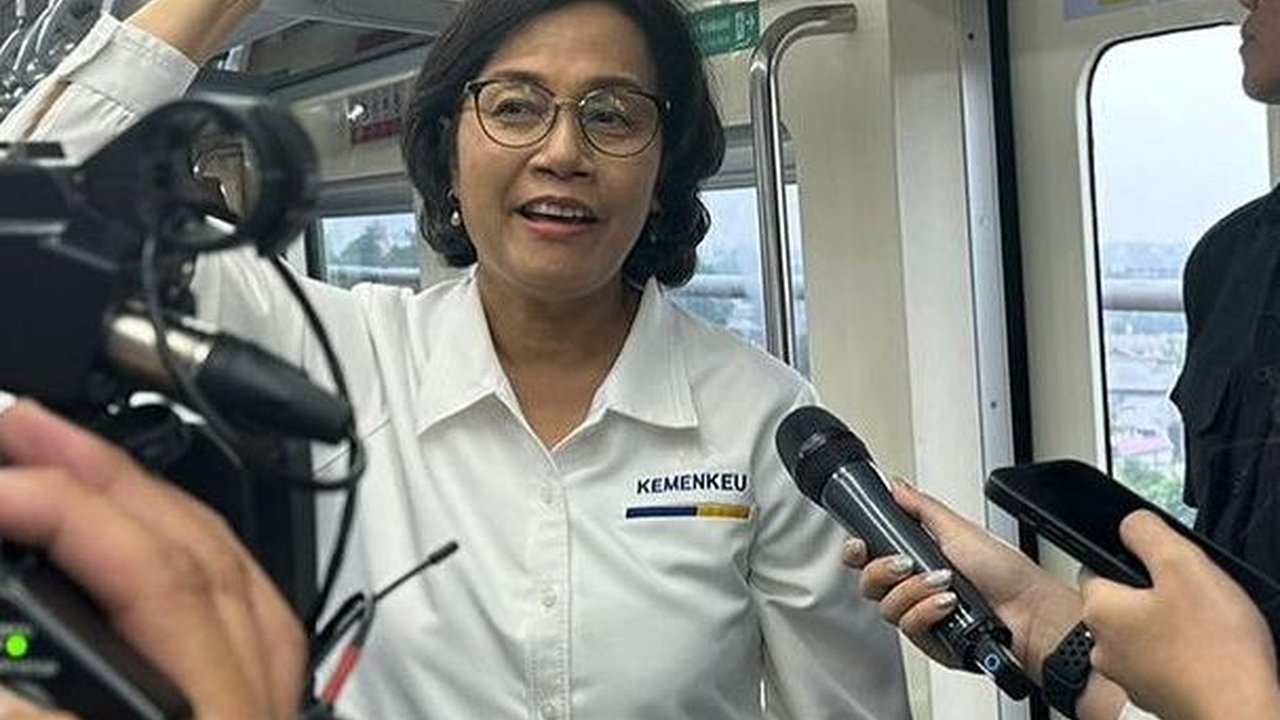 Cerita Sri Mulyani Naik LRT Jabodebek: Nyaman dan Aman, Depok ke Cawang Cuma 50 Menit