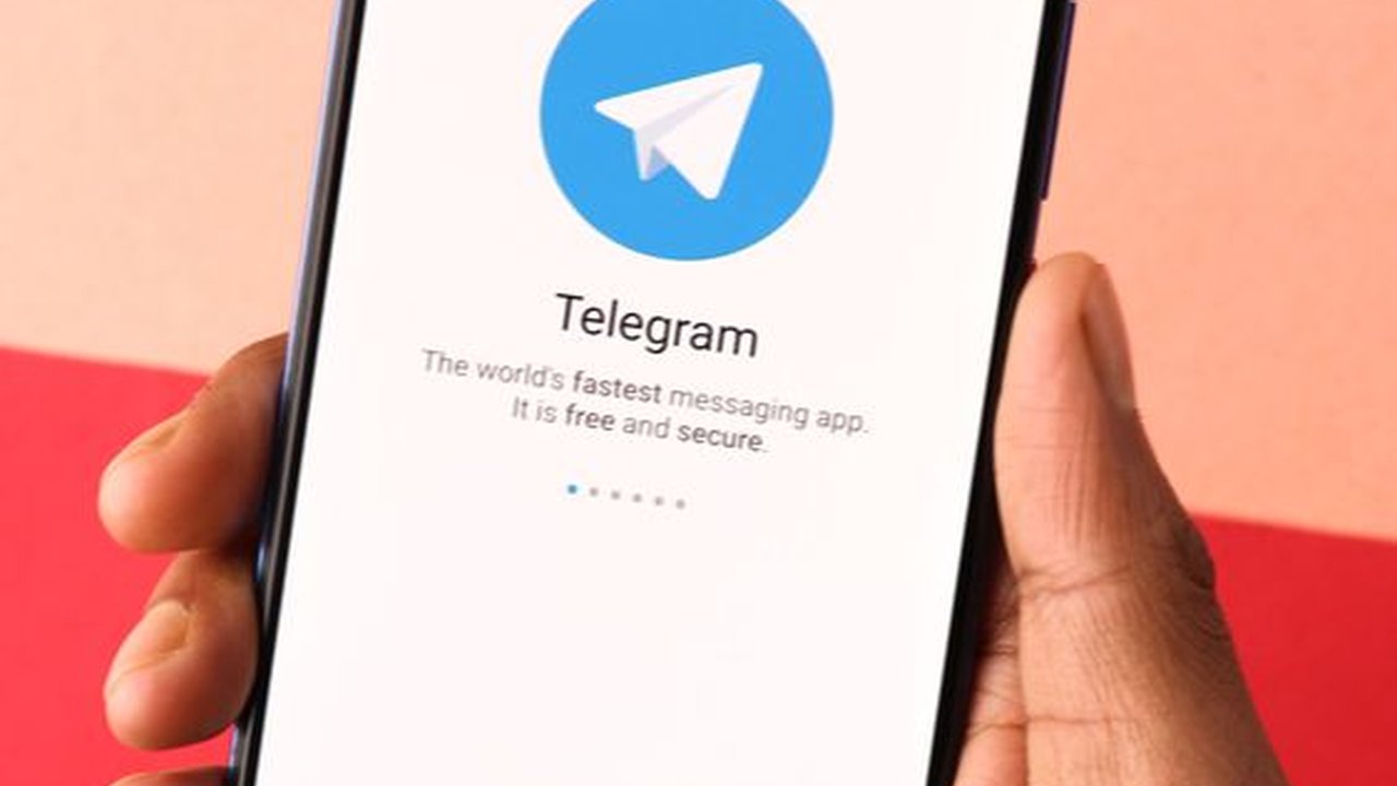 Manfaatkan Aplikasi Gratis Ini Biar Lancar Berkomunikasi di Luar Negeri