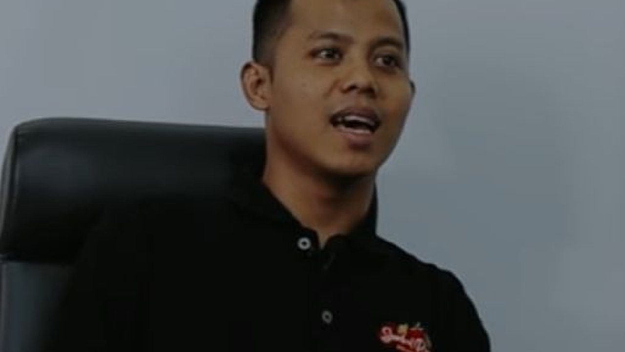 Cerita Pemuda Lulusan SMA dari Lampung Taklukan Ibu Kota Modal Jual Mas Kawin