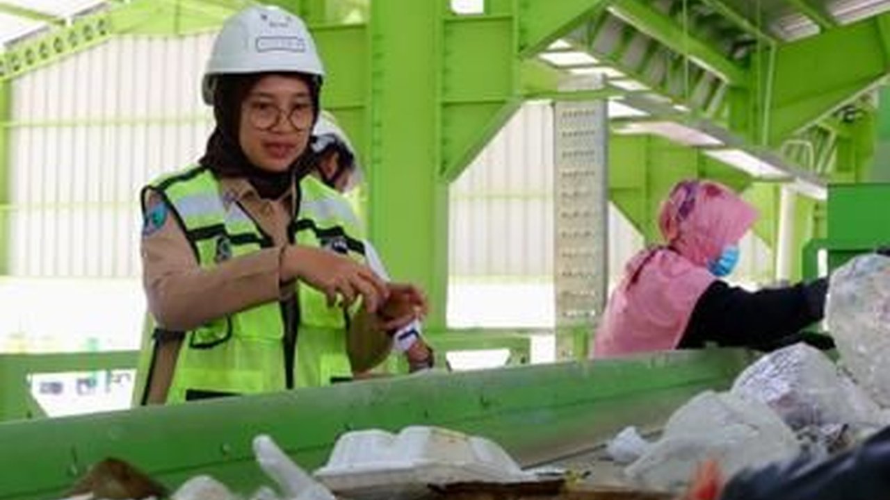 Dicek Bupati Ipuk, TPS Berkapasitas 84 Ton per Hari di Banyuwangi Beroperasi September 2023