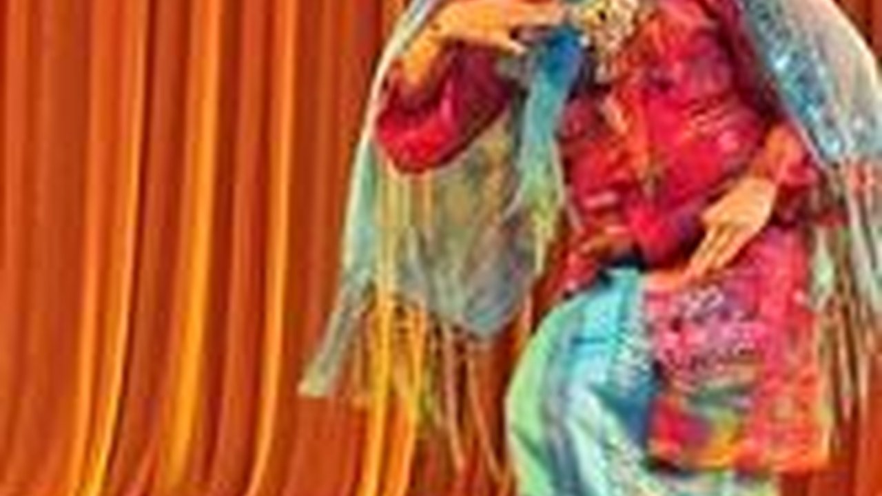 Sejarah Tari Serampang XII, Perpaduan Budaya Melayu dengan 12 Macam Gerakan Tarian