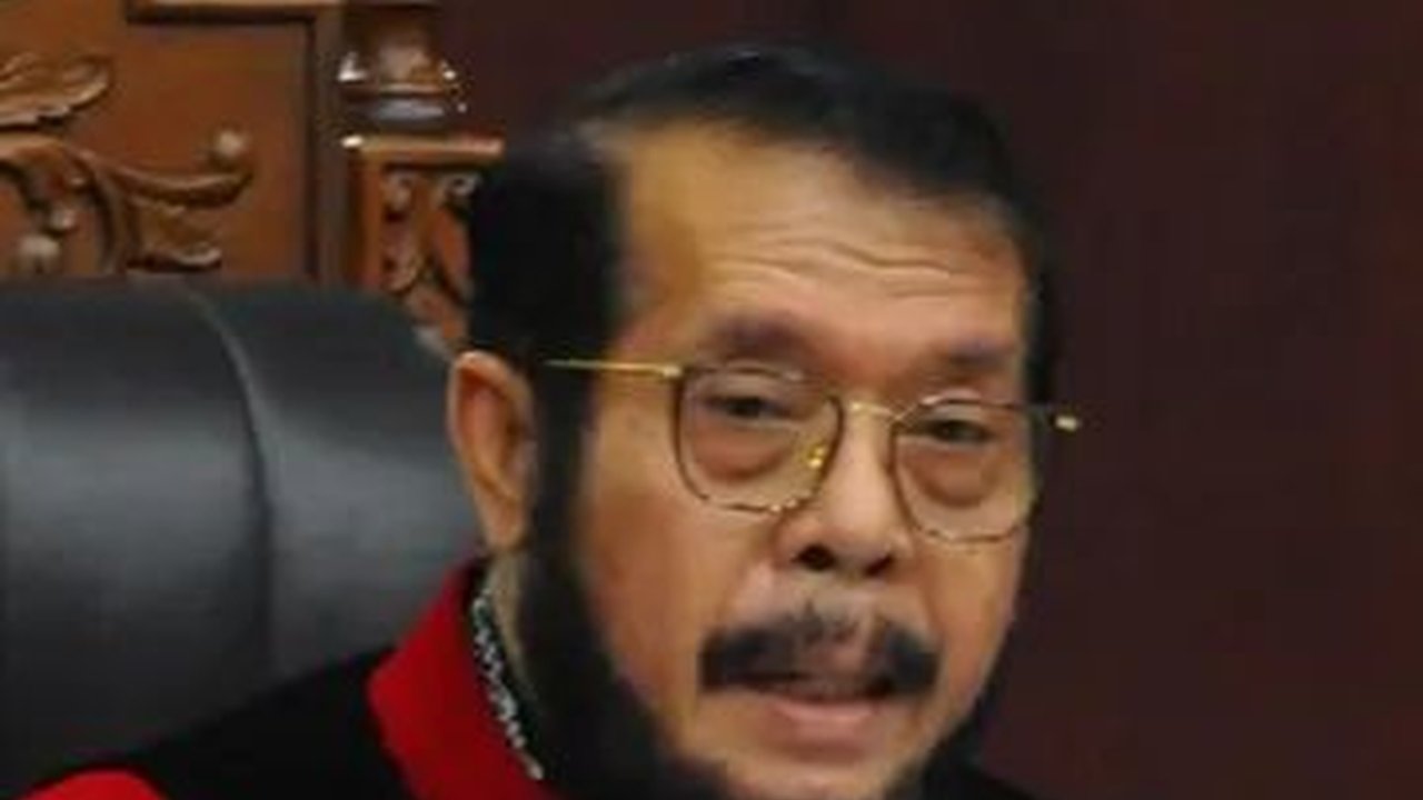 Keluarga Jokowi Disinggung Saat Sidang Gugatan Usia Capres Cawapres di MK