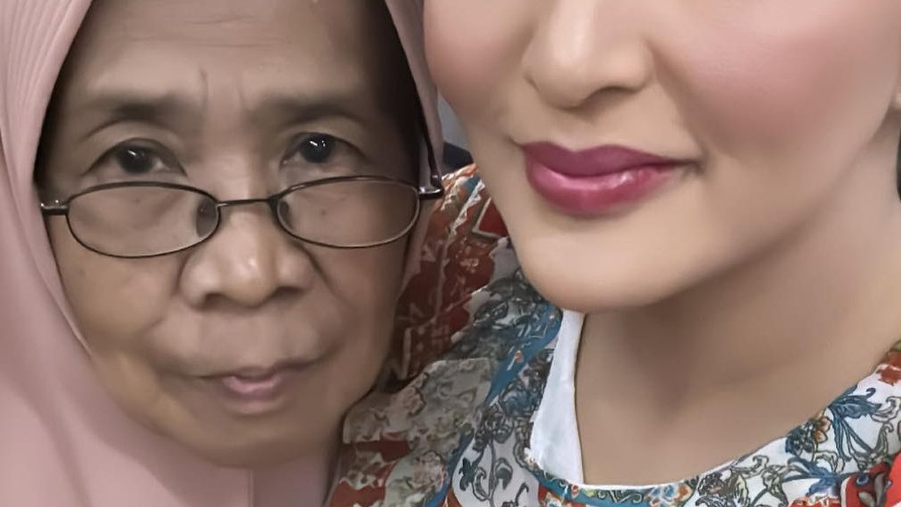 Momen Haru Pertemuan Ashanty dengan Pengasuhnya saat Bayi