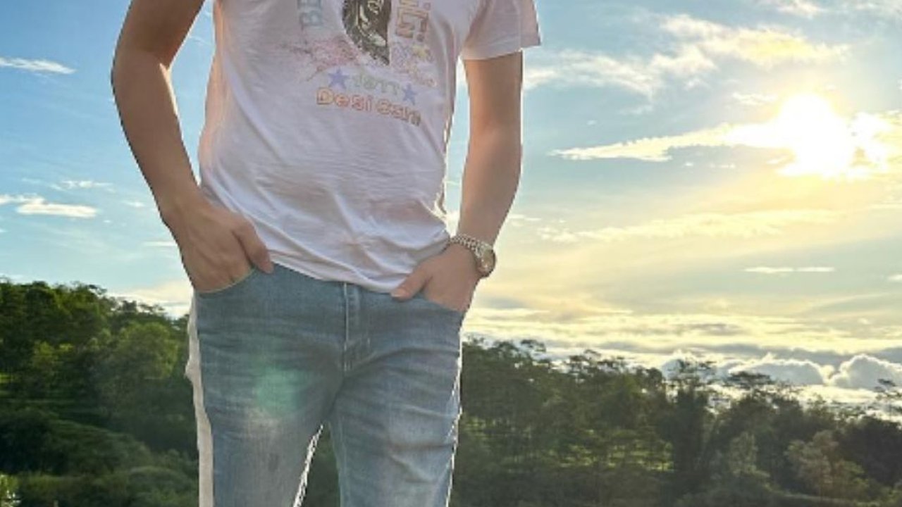 Kisah Hidup dr. Richard Lee yang Kini Tembus Omzet 8M Usai Pindah Lapak Streaming ke Shopee Live
