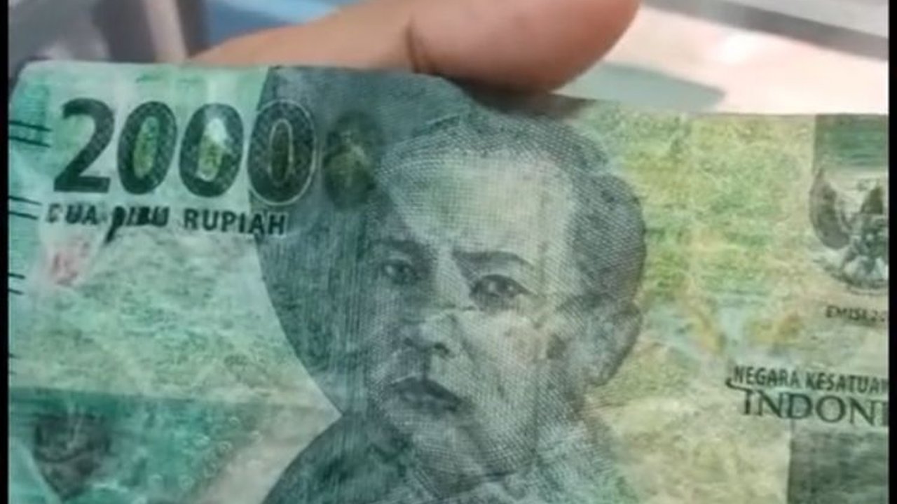 Viral Uang Rp2.000 Dibuat Mirip Pecahan Rp20.000, Jangan Sampai Tertipu