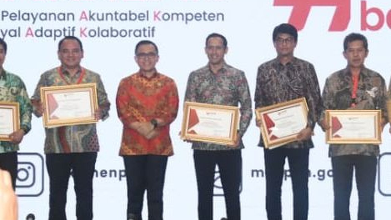 Tata Kelola Pengadaan ASN Terbaik, Kemenkumham Terima Penghargaan dari Menpan RB