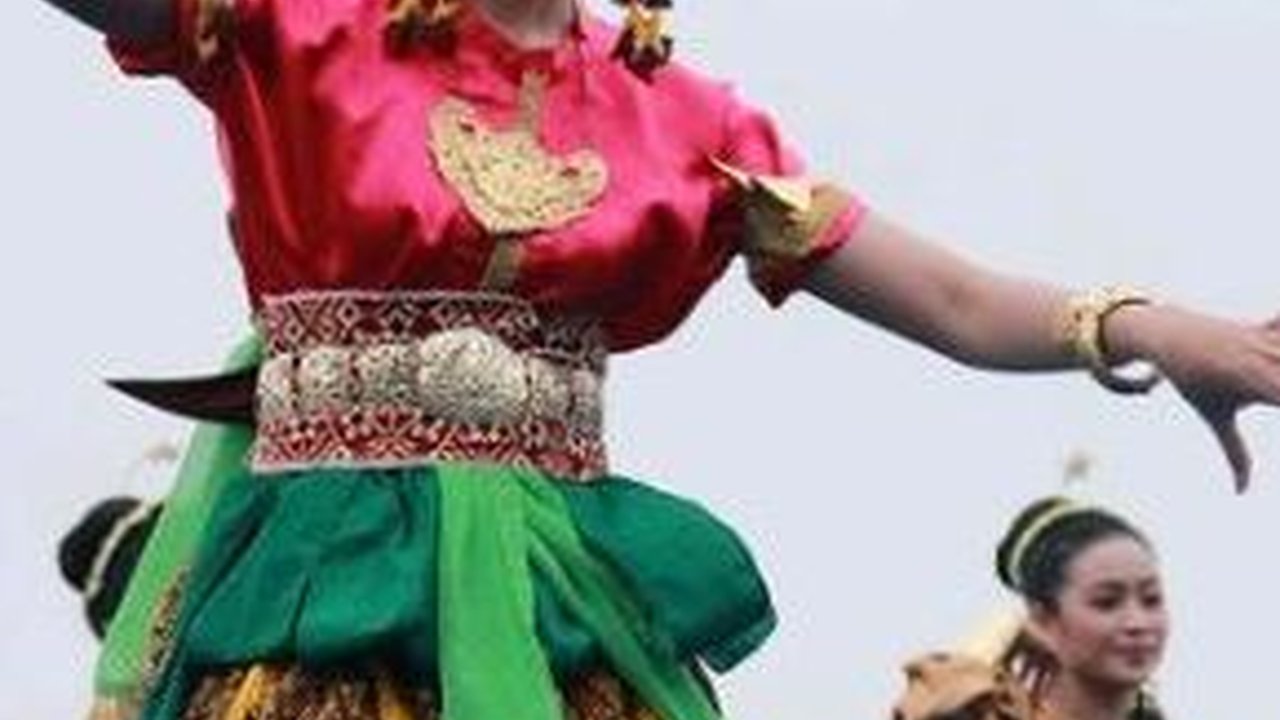 Mengenal Tari Topeng Kemindu, Jejak Akulturasi Jawa di Kesultanan Kutai
