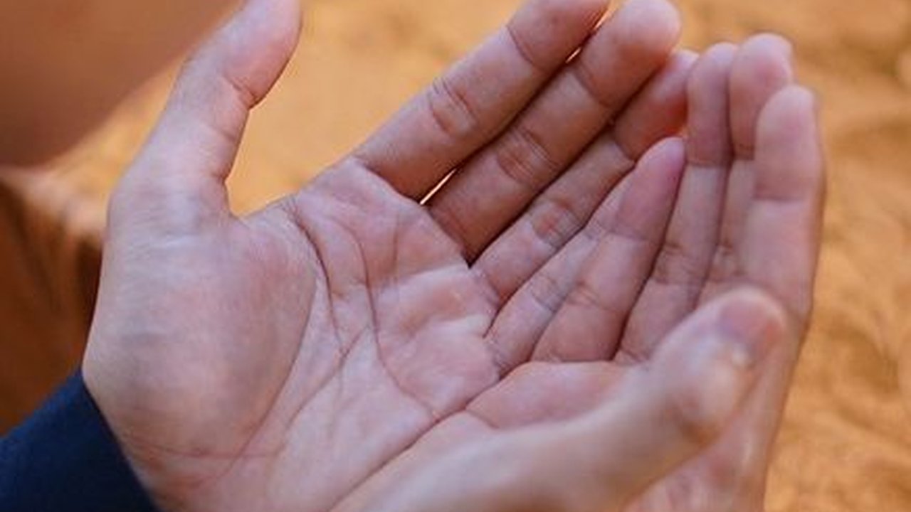 Bacaan Dzikir Pendek Beserta Artinya, Amalan Singkat Banyak Pahala