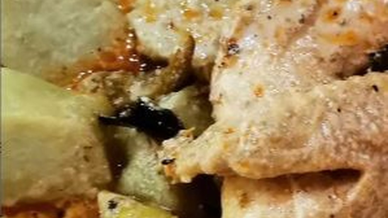 Mencicipi Lontong Opor Pak Pangat, Kuliner Legendaris Khas Blora dengan Cita Rasa Pedas