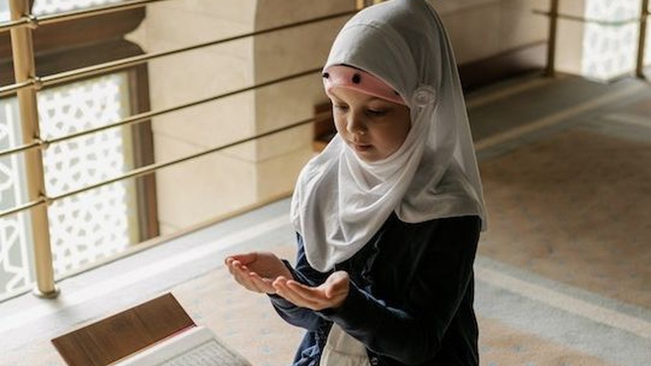 Bacaan Doa Dzikir Sayyidul Istighfar, Latin dan Artinya, Amalan Agar Masuk Surga
