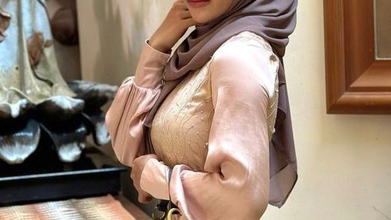 Terungkap Alasan Oklin Fia Bikin Konten Jilat Es Krim