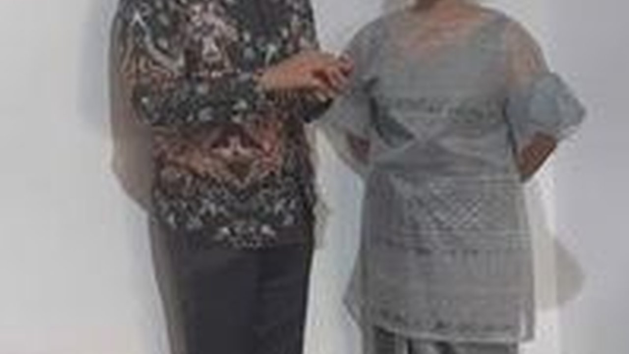 Sempat Putus Nyambung, 8 Foto Lamaran Nopek Novian dan Yulia Lorena