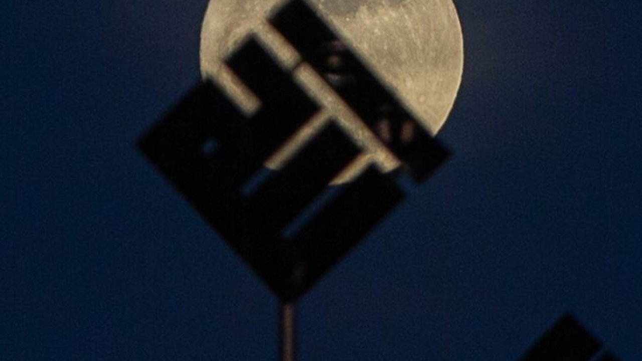 FOTO: Fenomena Super Blue Moon Hiasi Langit Jakarta, Beginilah Penampakan Langkanya