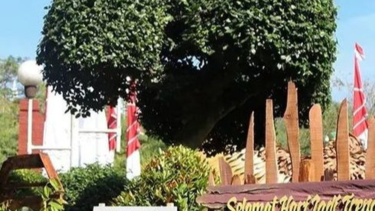 Tak Ada Karangan Bunga, Ucapan Selamat HUT Kabupaten Trenggalek Diganti Bibit Tanaman Ramah Lingkungan
