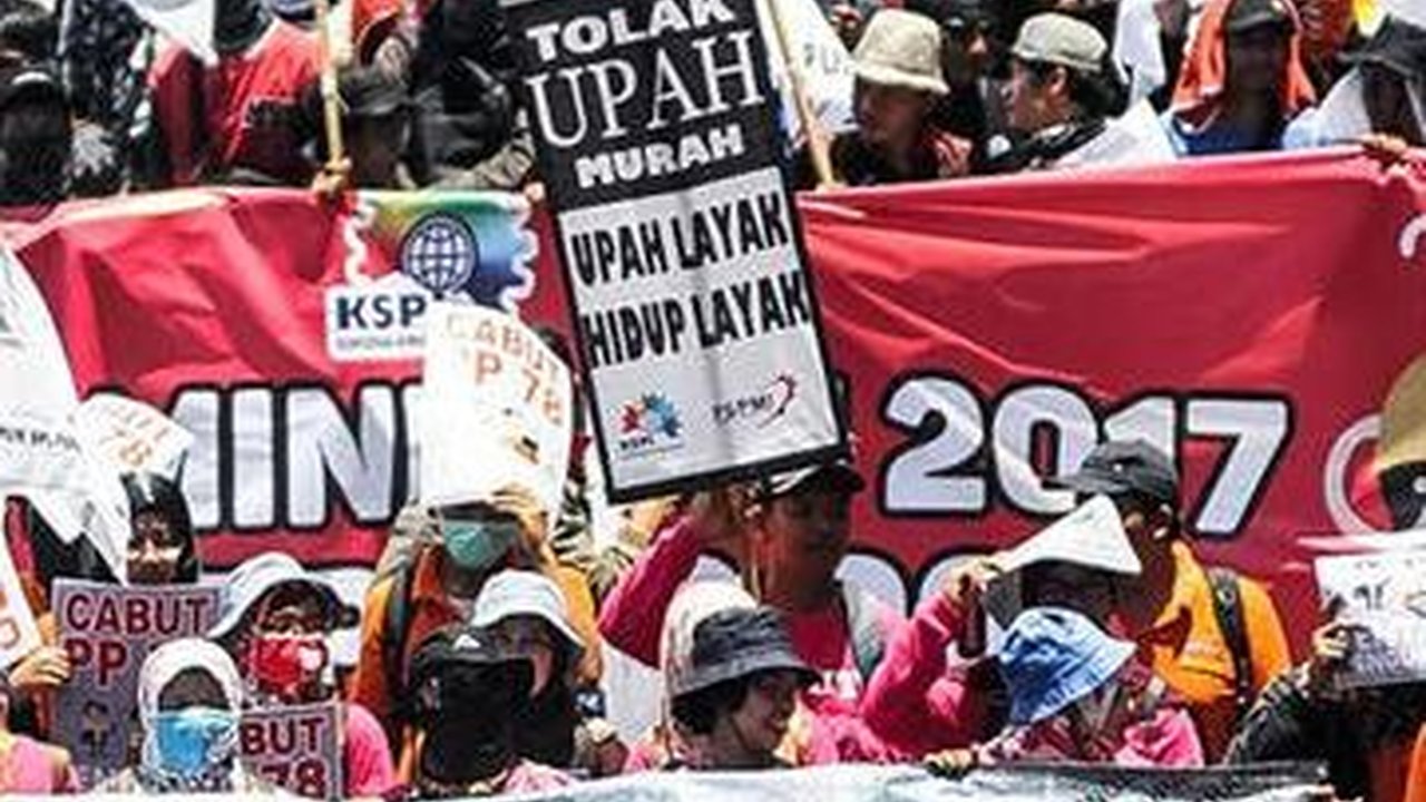 Biaya Hidup Mahal, Buruh Minta Pemerintah Naikkan UMP dan UMR 15 Persen di 2024