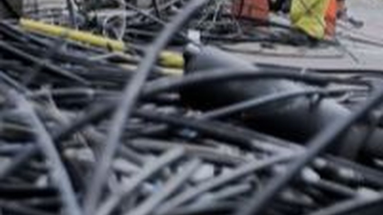 Driver Ojol Tewas Terjerat Kabel Menjuntai di Jakbar, Telkom Akses Beri Penjelasan