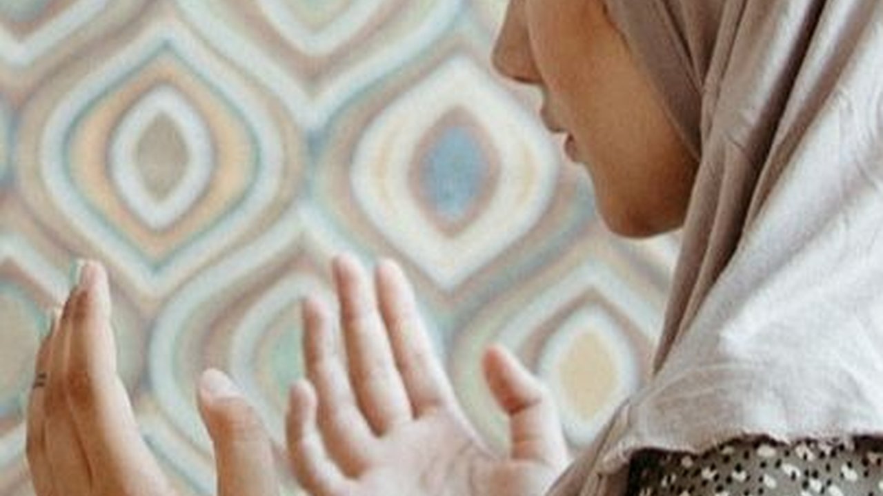 Doa Agar hati Tenang yang Mudah Diamalkan Sehari-hari, Bisa Dibaca saat Perasaan Cemas
