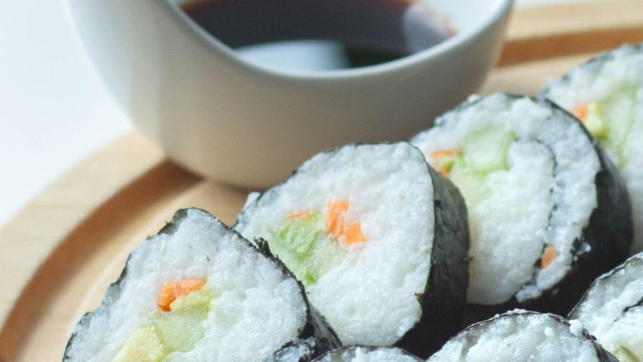 4 Cara Membuat Kecap Sushi atau Shoyu Ala Rumahan, Mudah Dibuat & Lezat
