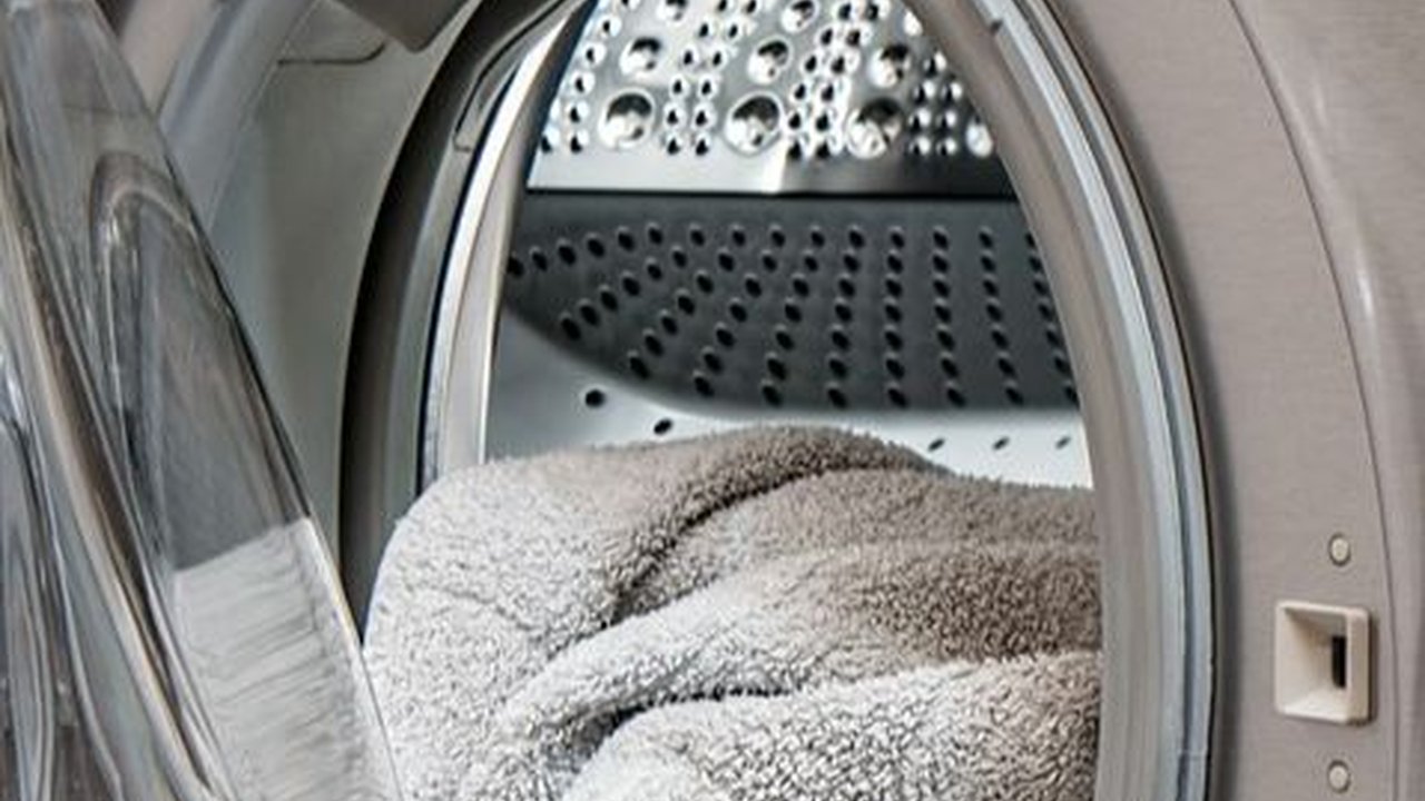 Cara Mencuci Jaket Kulit yang Benar agar Awet dan Tidak Merusak Kualitasnya