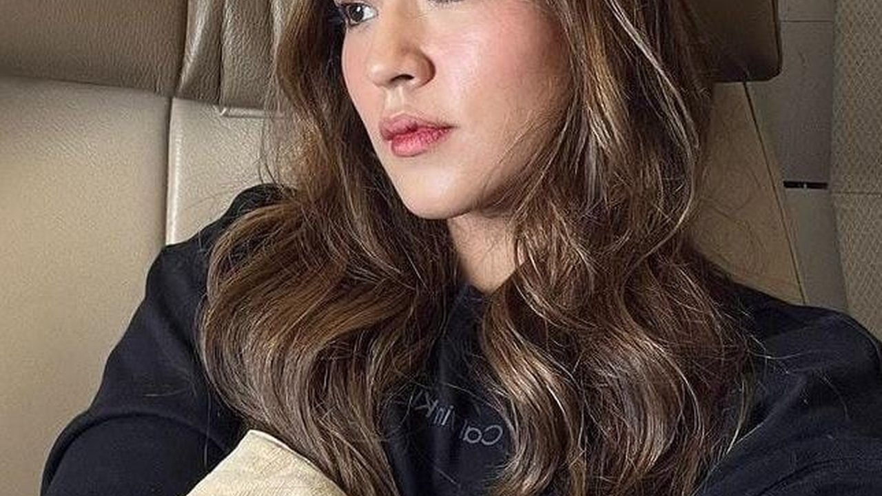 Potret Kafe Titik Temu Milik Raisa di Seminyak Bali, Banyak Sudut Estetik dan Area Tangga Jadi Ikon Berfoto