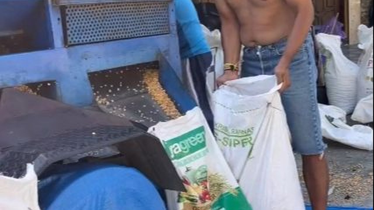 Dari Beternak Hingga Membuka Warung Makan, Ini 8 Potret Isa 'Bajaj' di Kampung Yang Luput Dari Sorotan