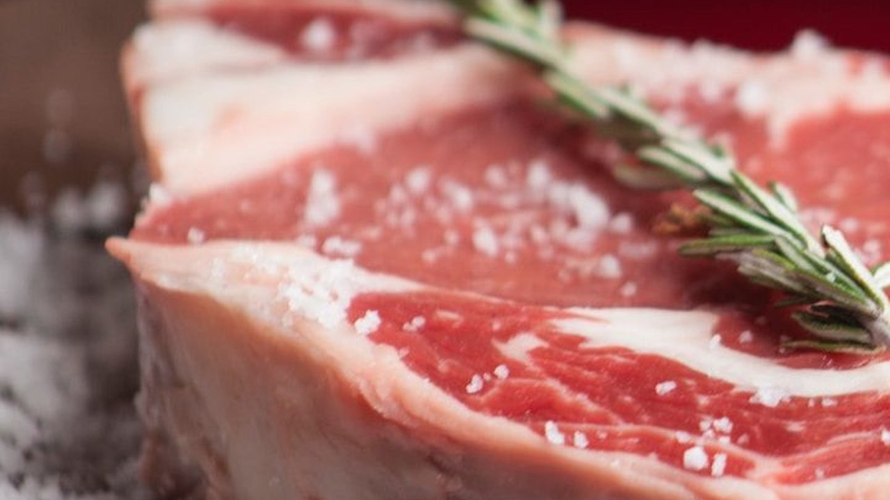 8 Zat Pengawet Makanan yang Aman untuk Dikonsumsi