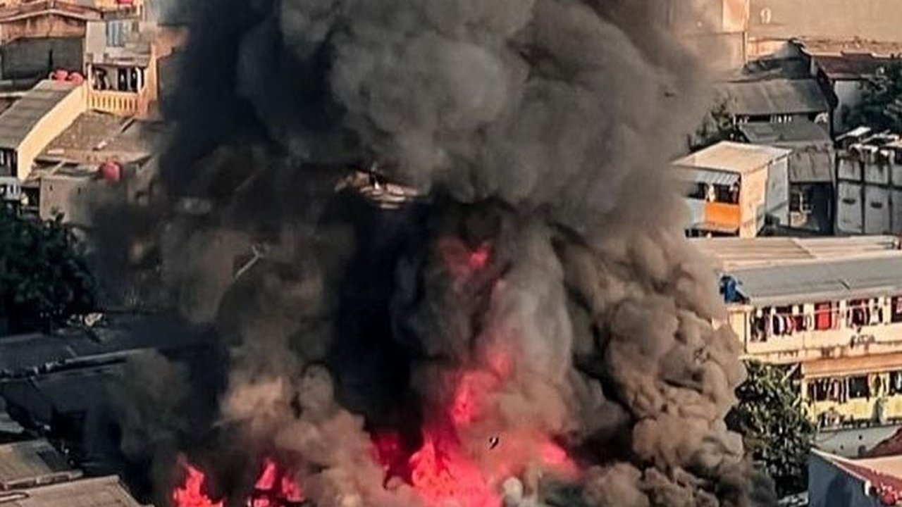 Pasar Kambing Tanah Abang Kebakaran, Kepulan Asap Hitam Membumbung di Udara