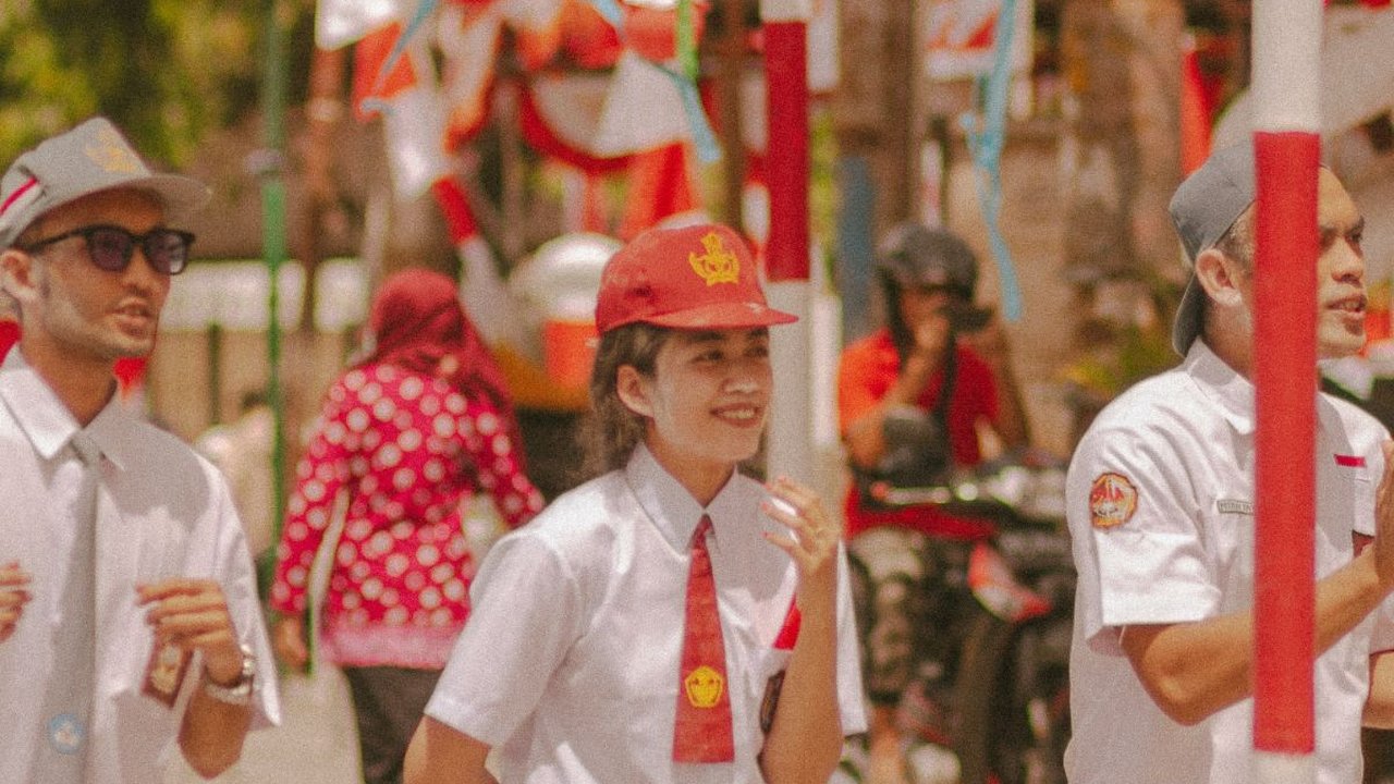 8 Contoh Pamflet Lomba 17 Agustus  Lengkap dengan Cara Membuatnya
