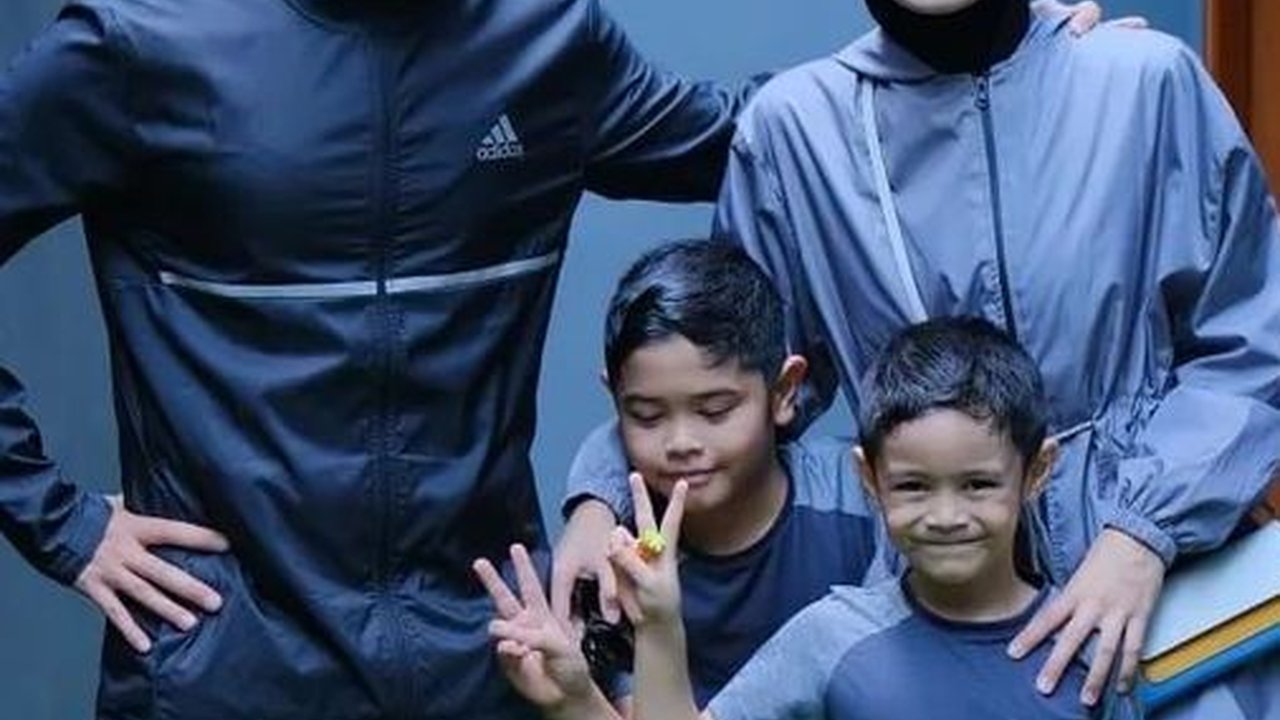 Kerap Tampil Sederhana Meski Jadi Artis Terkenal, InI Deretan Potret Rumah Mewah Alyssa Soebandono dan Dude Harlino yang Luput Dari Sorotan