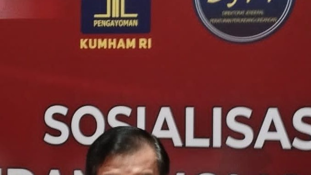 Saat Menteri Yasonna Ungkit 'Dosa' Rocky Gerung Tahun 2020 hingga Colek Polisi