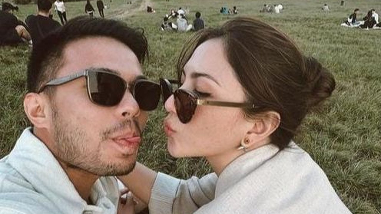 Momen Yakub Hasibuan Ulang Tahun ke-28, Netizen : Harusnya Jessica yang Bawa Kue!