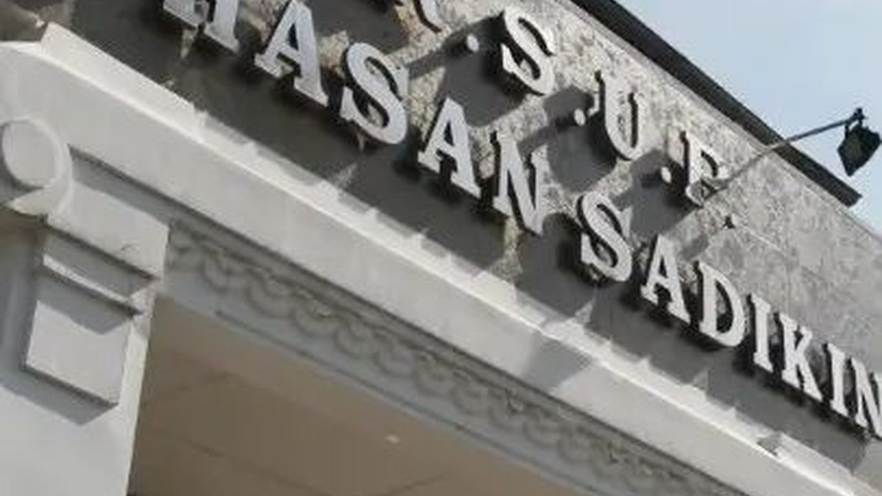 RS Hasan Sadikin Bandung Berbenah, 23 PKL Direlokasi