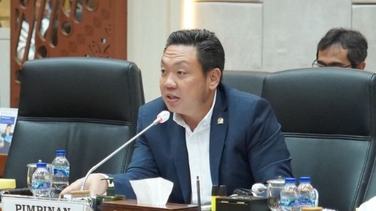 Anggota DPR Charles Jelaskan Rumus 6M + 1S Cegah Dampak Polusi Udara Jakarta