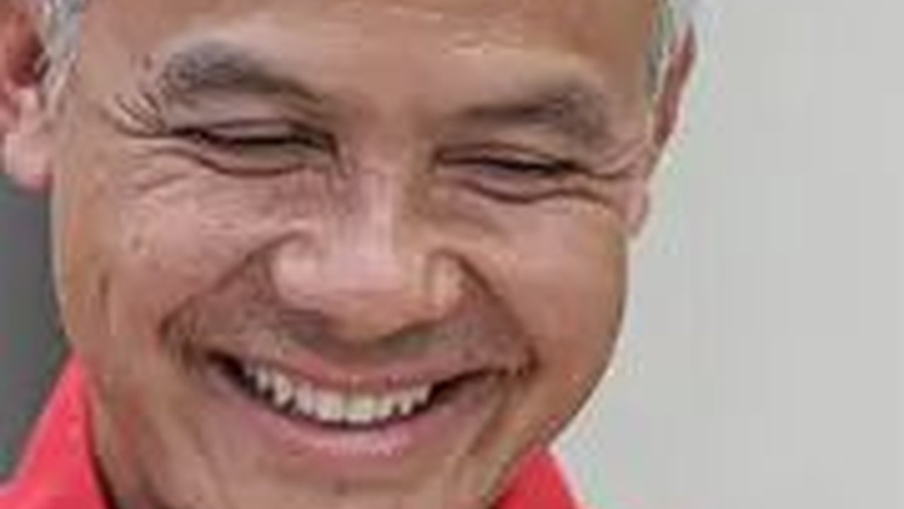 VIDEO: Begini Respons Bawaslu hingga Anies & Cak Imin Soal Ganjar Tampil di Azan Magrib TV