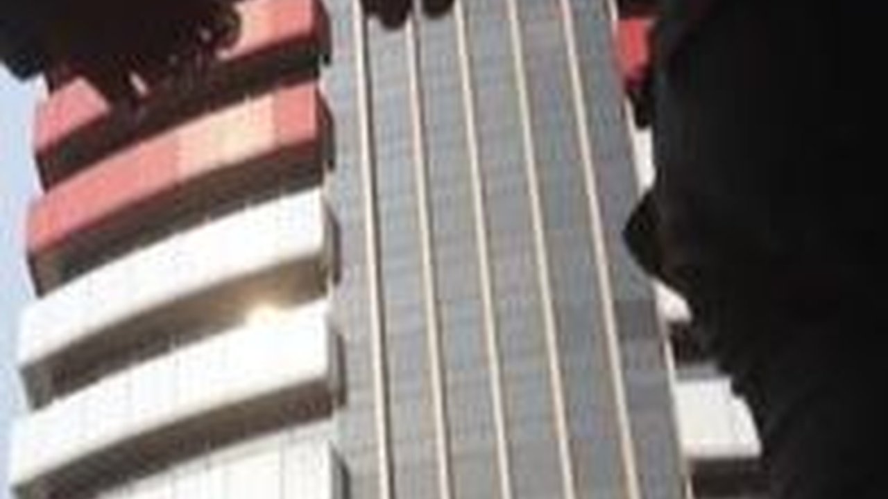 KPK Lelang Barang Rampasan Eks Wali Kota Cimahi, Ada iPhone 11