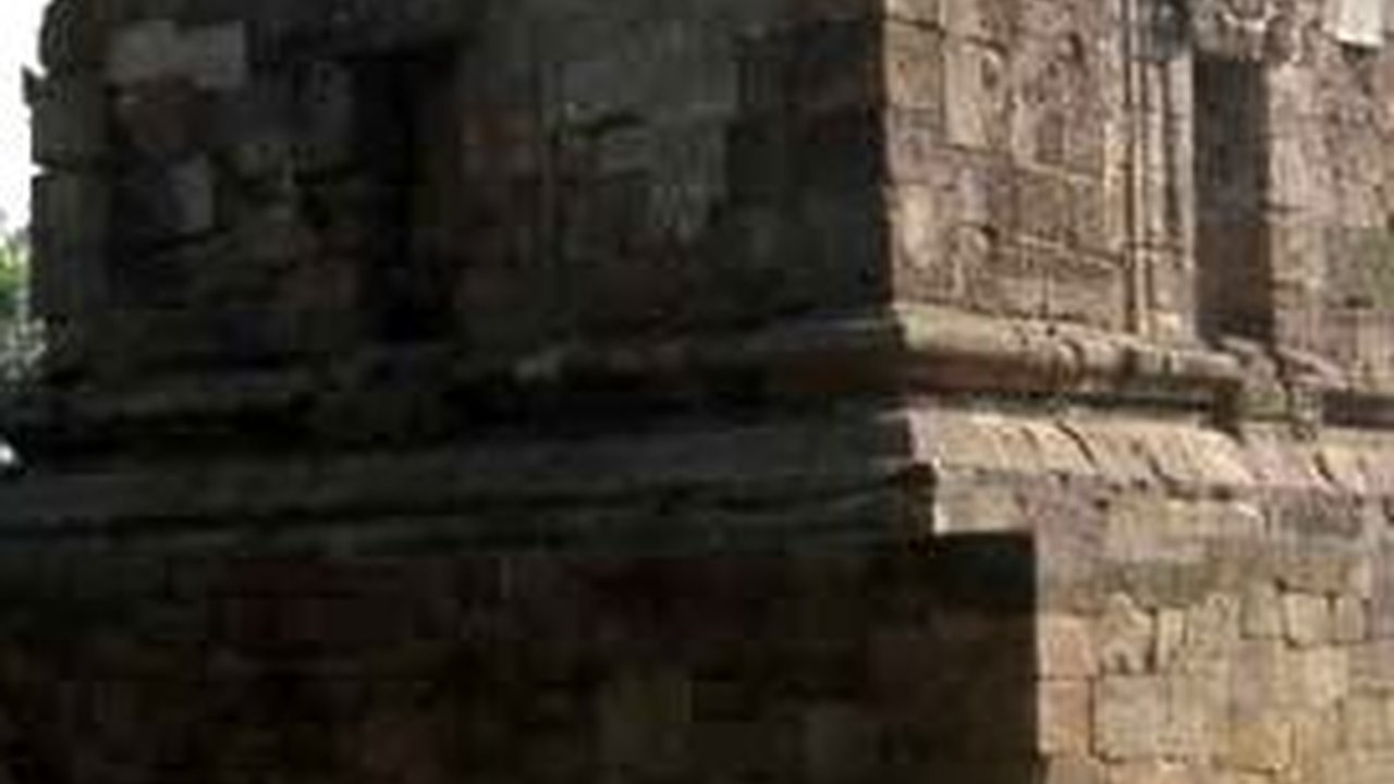 Kisah di Balik Candi Tertua di Jawa Timur, Ada Raja Gemar Bercanda
