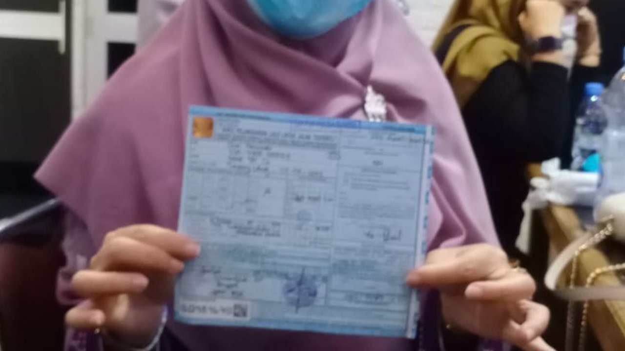 Ini Sosok ‘Emak-Emak’ Sopir Fortuner yang Geser Pembatas Tol Lalu Putar Balik Seenaknya