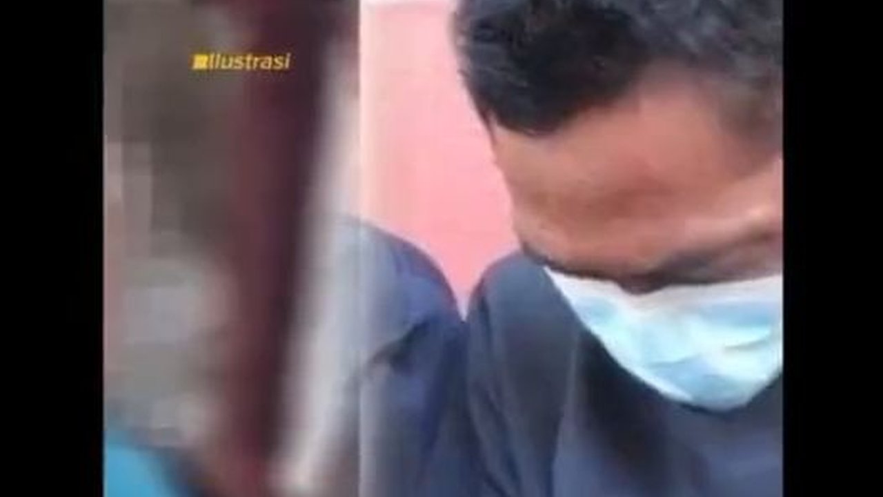 Wanita Ini Tega Ceraikan Suami dan Tidur Bareng Selingkuhan, Ternyata Polisi Gadungan