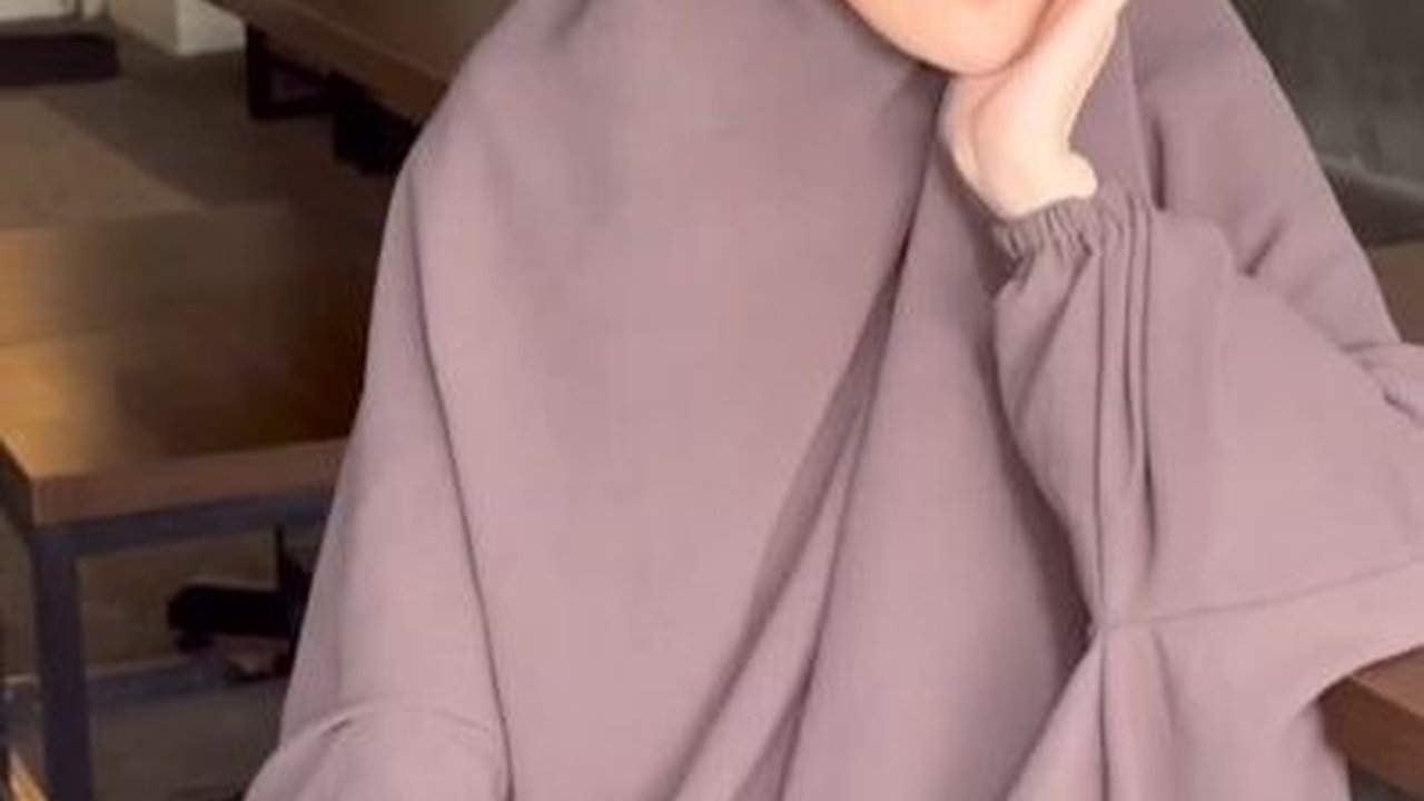 Beginilah Beberapa Potret Keseharian Larissa Chou Yang Sukses Bikin Netizen Kagum