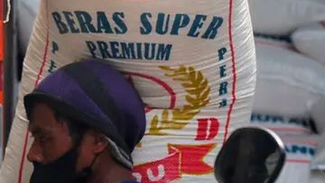 Harga Beras Mahal, UMKM Makanan Menjerit dan Terpaksa Harus Naikkan Harga Jualan