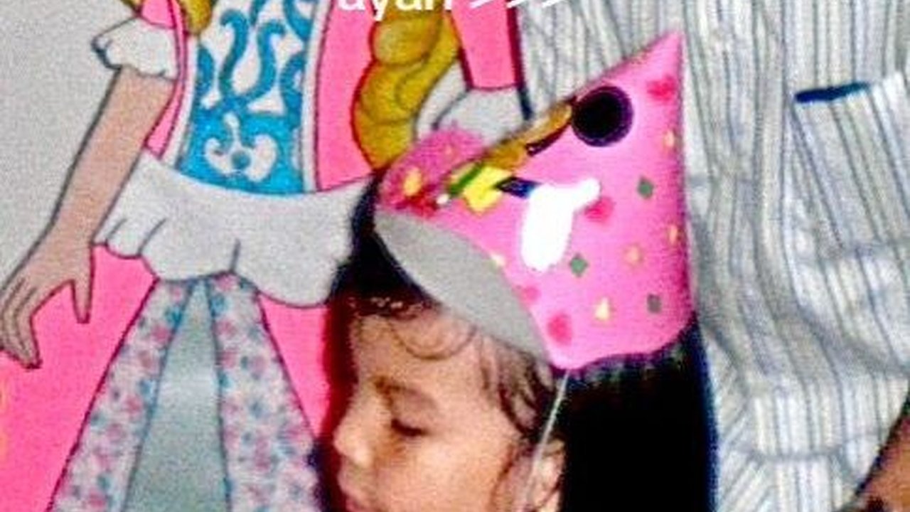 Wanita Ini Bagikan Email Perkembangannya sejak Kecil yang Ditulis Sang Ayah, Bikin Iri Warganet