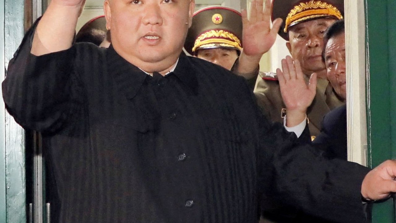 Mewahnya Kereta Lapis Baja Kim Jong-un, Ada Telepon Satelit Sampai Hidangan Lobster Segar