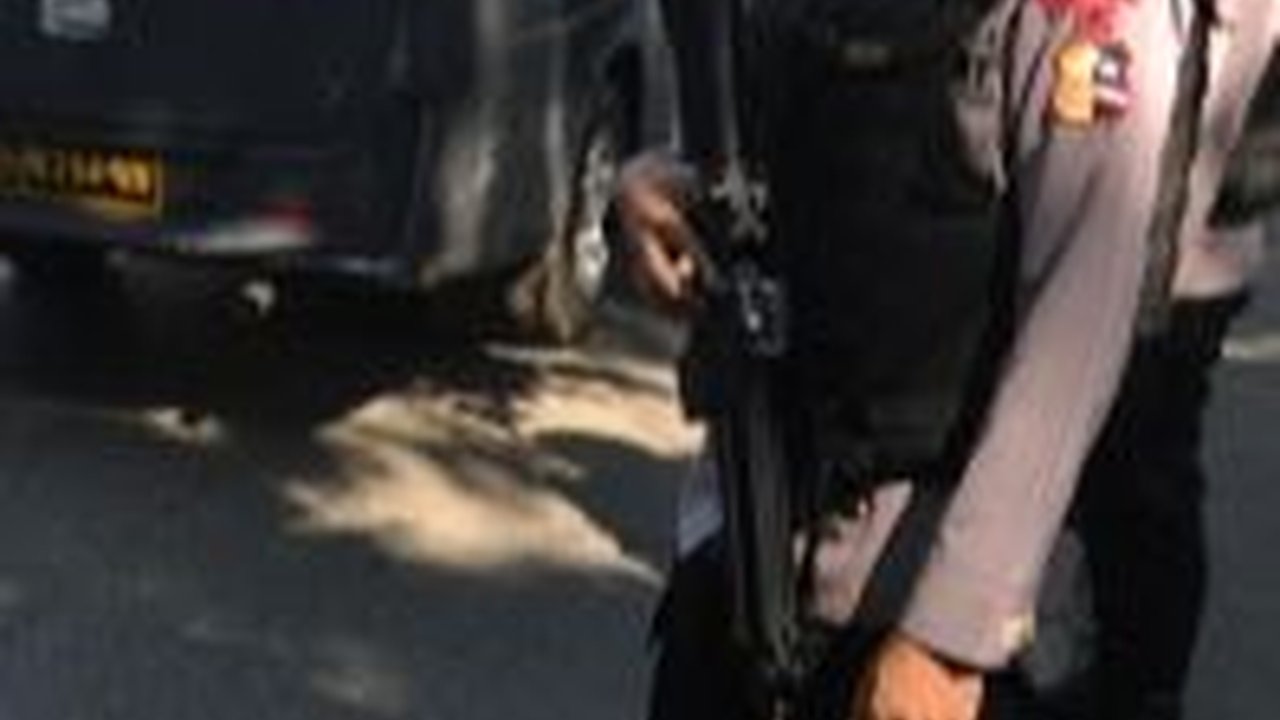 Bentrok Polisi vs Warga Banyuasin Berujung Tragis, 2 Orang Tertembak dan 1 Terlindas Mobil