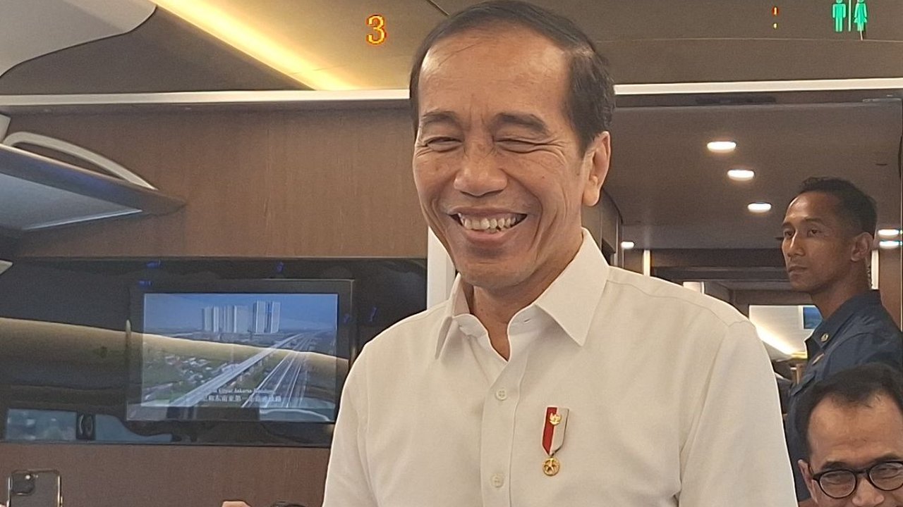Jokowi Tak Ingin Buru-Buru Operasikan Kereta Cepat: Jangan Pikir Saya Mengejar-ngejar