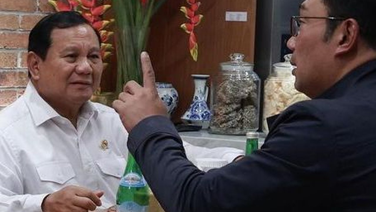 Momen Prabowo Makan Malam Bareng Ridwan Kamil di Kertanegara